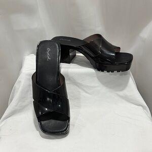 Black Women's Heeled Sandals NWOT size 10